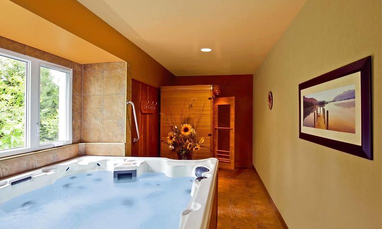 Comfort Inn Mont Laurier Book Hotel In Mont Laurier